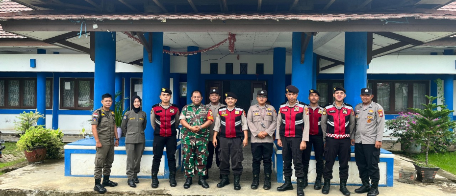 Monitoring dan Pengamanan di PPK, Polres Bengkulu Pastikan Situasi Pleno Pilkada Aman