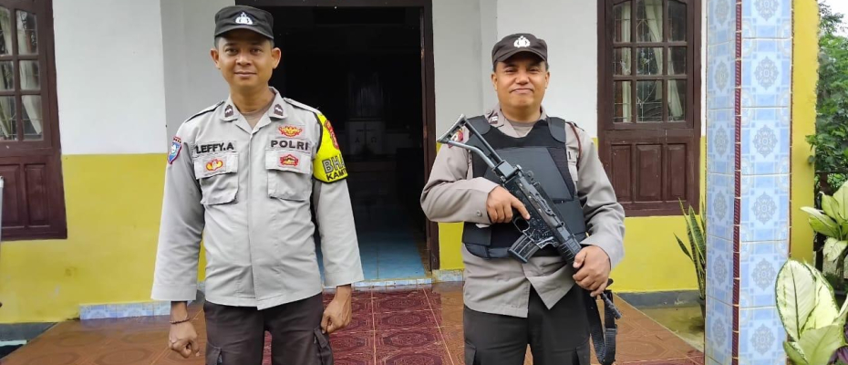 Polsek Padang Ulak Tanding Amankan Ibadah Minggu di Gereja GKII