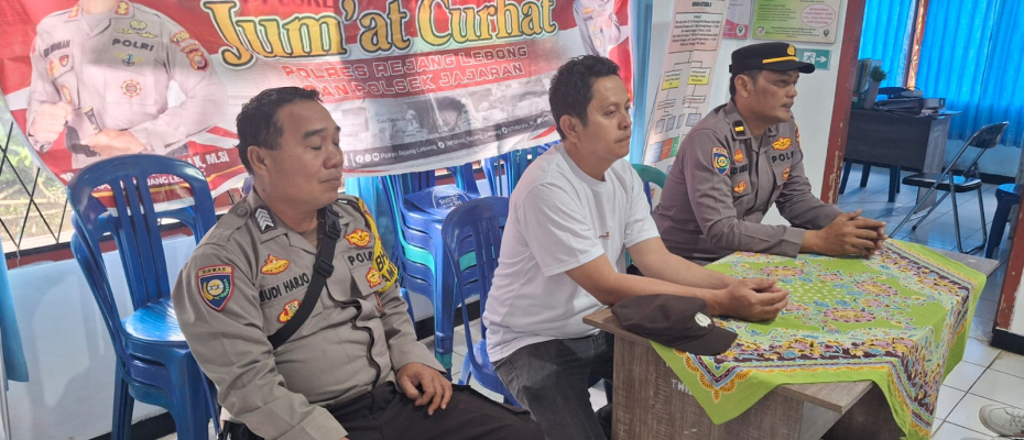 Polsek Sindang Kelingi Gelar Kegiatan Jumat Curhat Bersama Warga