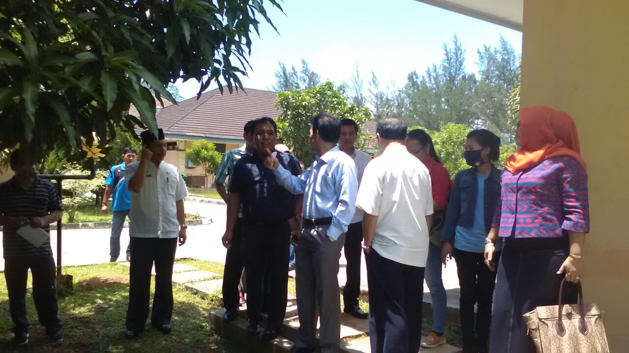 Komisi III DPRD Kota Bengkulu saat sidak Hotel Raffles City