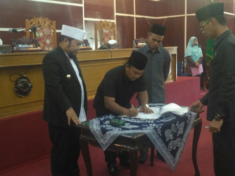 rangkaian paripurna DPRD