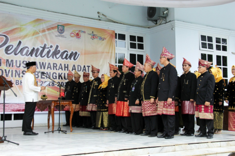 Plt Gubernur Kukuhkan Badan Musyawarah Adat Provinsi Bengkulu