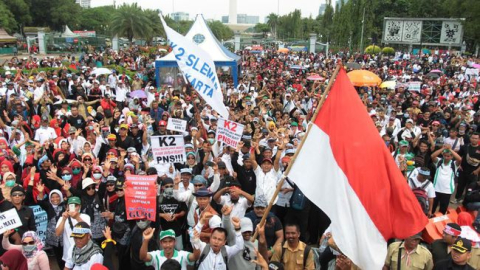 Pemerintah Peduli Nasib Honorer