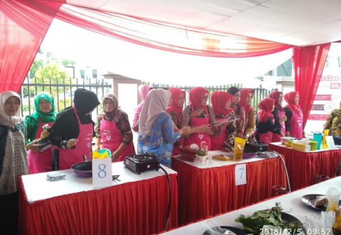 HUT Provinsi Bengkulu ke - 50 dan HUT Pertamina ke - 61 Adakan Lomba Masak Serba Ikan