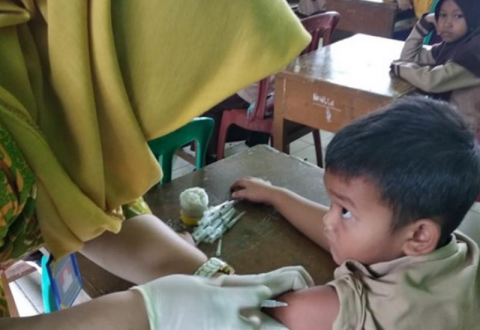 MIN 1 Mukomuko Adakan Kegiatan Bulan lmunisasi Anak Sekolah