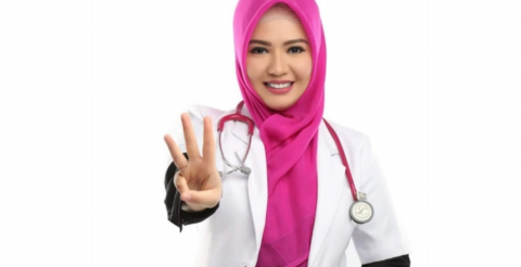 Dokter Cantik Lia : Milenial Harus Ikut Berpartisipasi Aktif Dalam Dunia Politik