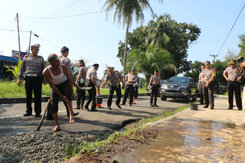 Penambalan Jalan Dilakukan Karena Banyaknya Laporan Masyarakat