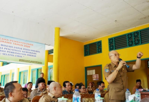Plt Bengkulu Selatan Bupati Gusnan