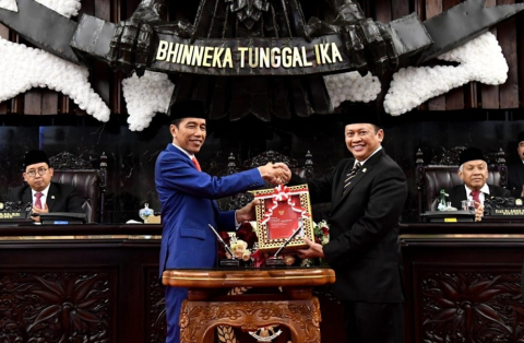 Nasional