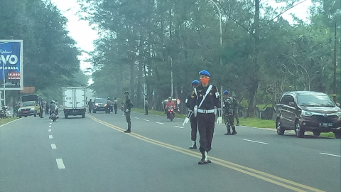 Rahazia Masker Dipantai Panjang Bengkulu