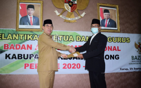Bupati Rejang Lebong Ahmad Hijazi Lantik Ketua dan Wakil Ketua Baznas 