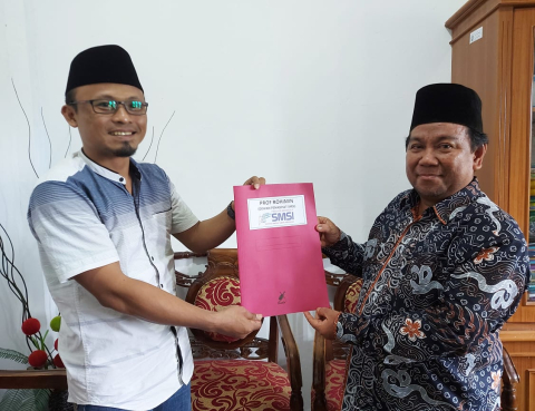 Serah Terima SK Penasihat SMSI Provinsi Bengkulu