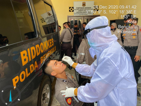 Personil Samapta Polda Bengkulu saat di Rapid Tes