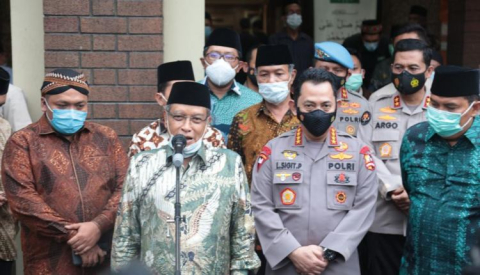 hukum