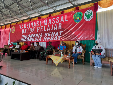 Vaksinasi massal
