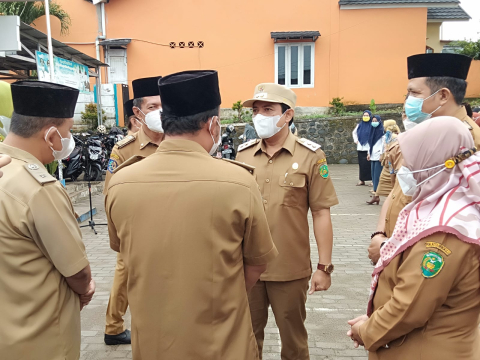 Pemkot komitmen terapkan prokes dan pulihkan ekonomi masyarakat ShareFacebookTwitterWhatsApp