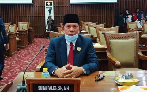 Anggota Dewan Perwakilan Rakyat Daerah (DPRD) Provinsi Bengkulu Suimi Fales,SH.MH ADVERTORIAL