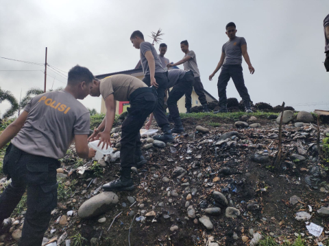 Sat Samapta Polres Mukomuko Gelar Kurve Kebersihan Kantor