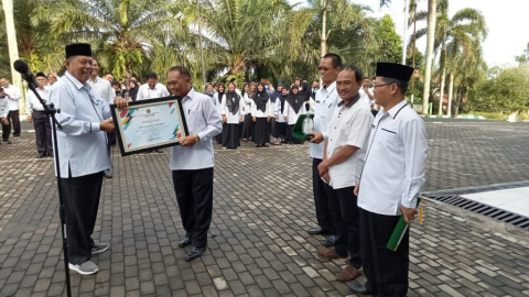 UIN Fatmawati Sukarno Bengkulu Raih Penghargaan Dari Dirjen Pendis Atas Pelaporan Keuangan Terbaik