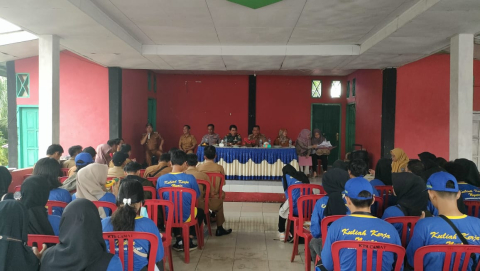 Bersama Forkopincam, Kapolsek Lais Sambut Mahasiswa KKN