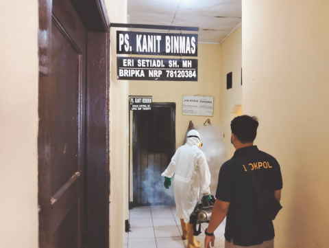 Cegah Demam Berdarah, Mako dan Polsek Lais Difogging