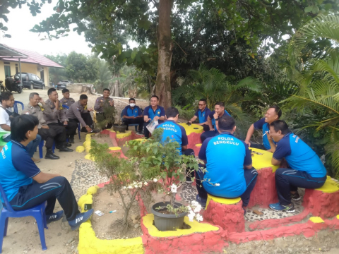 Demi Kekompakan dan Kebersamaan, PLH Polsek Ketahun Coffe Morning Bersama Anggotanya