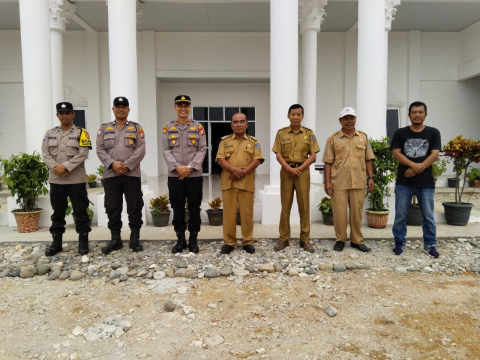 Jalin Silahturahmi, Kapolsek Kunjungi Kantor Camat Ketahun