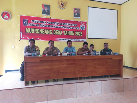 Tingkatkan Peran, Bhabinkamtibmas Hadiri Musrenbang Desa Air Sekamanak