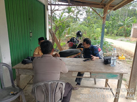 Polsek Muara Sahung Patroli Sambang di Desa Ulak Bandung