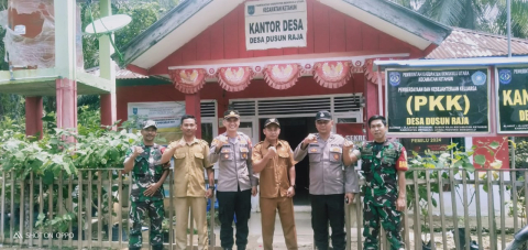 Cooling Sistem, Kapolsek Ketahun dan Bhabinsa Sambangi Kantor Desa Kualalangi