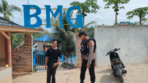 Personel Polsek Ketahun Melakukan Patroli Sambang di Kawasan Wisata BMG Bukit Makmur