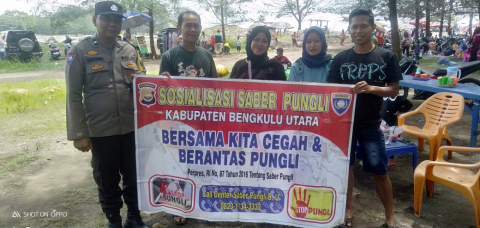 Bhabinkamtibmas Polsek Ketahun Sosialisasi Saber Pungli ke Masyarakat