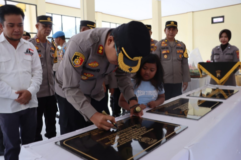 Kapolres Mukomuko Resmikan Gedung Pelayanan Terpadu Sarja Arya Racana dan Dua Polsubsektor
