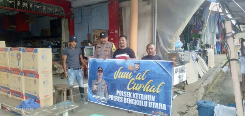 Lewat Jumat Curhat, Polsek Ketahun Menjadi Lebih Dekat dengan Masyarakat