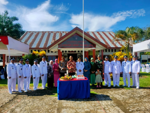 Kapolsek Padang Jaya Hadiri Upacara HUT Kecamatan Padang Jaya Ke-32 