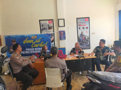 Sambangi Dealer Honda Ketahun Polsek Ketahun Gelar Jumat Curhat