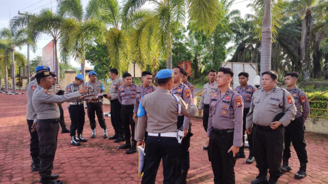 Subsatgas OMB Polres Mukomuko Cek Kelengkapan Kehadiran dan Tampang Personel yang Tetlibat Pemilu 2024