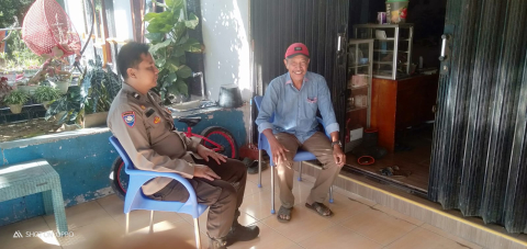Silaturahmi Dengan Tokoh Masyarakat, Upaya Cooling System Bhabinkamtibmas Polsek Ketahun Menjelang Pemilu 2024