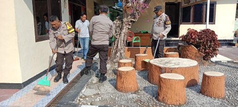 Cipta Lingkungan Bersih, Polsek Kaur Selatan Laksanakan Kurve Mako 
