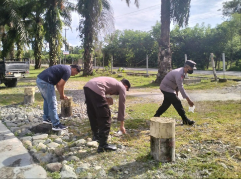 Kebersihan Seputaran Mako, Polsek Padang Guci Hulu Gelar Kurve Mako 