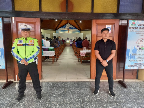 Pastikan Ibadah Berjalan Aman, Polres Rejang Lebong Laksankan Pengamanan Ibadah Minggu di Gereja 