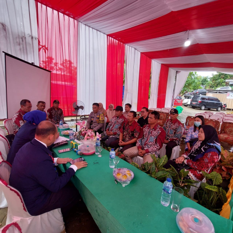 Bhabinkamtibmas Polsek Ketahun Hadiri Giat Re-Akreditasi Puskesmas Bukit Harapan