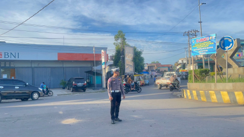 Laksanakan Patroli Sore Hari, Polsek Ketahun Pantau Situasi Kamtibmas