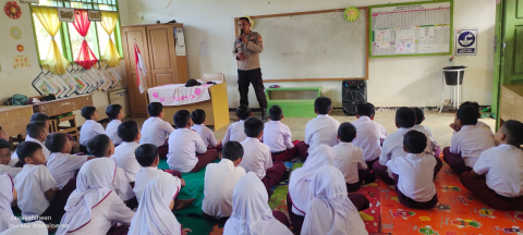 Polsek Giri Mulya Lakukan Sosialisasi Anti Bulying di SDN 107 Bengkulu Utara