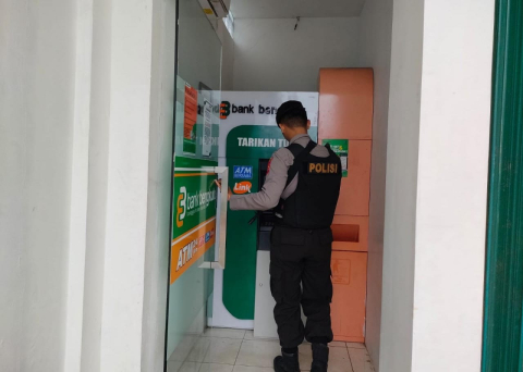 Pantau dan Cek Kamtibmas Seputaran ATM, Sat Sampata Polres Kaur Gelar Patroli  