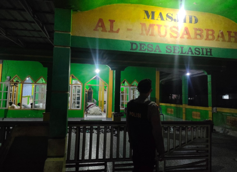 Sat Samapta Polres Kaur Laksanakan Pengamanan Ibadah Shalat Tarawih 