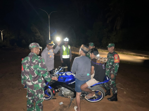 Polsek Ketahun Laksanakan Blue Sky Patrol Dalam Rangka Cooling System Situasi Kamtibmas