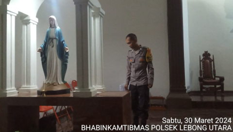 Personel Polres Lebong Laksanakan Pengamanan di Gereja ST Matius