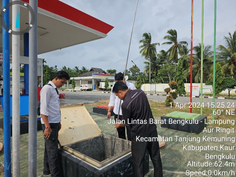 Jelang Idulfitri, Personel Polres Kaur Cek SPBU Untuk Cegah Kecurangan