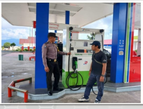 Personel Polsek Curup Cek Ketersediaan BBM di SPBU Jelang Idul Fitri 